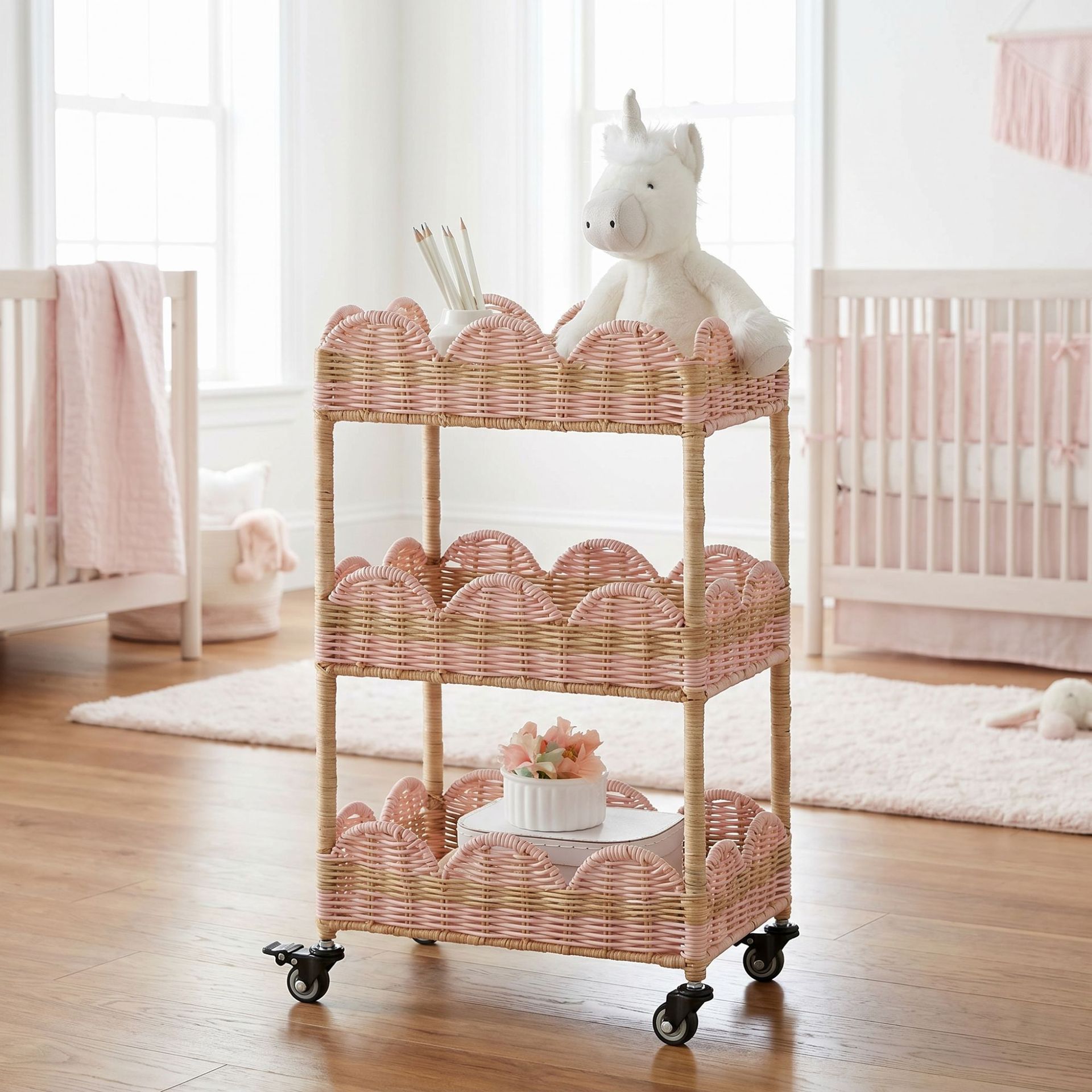 رف تخزين منسوج من الروطان المق - مراجعة Baby Products Basket وسعره
